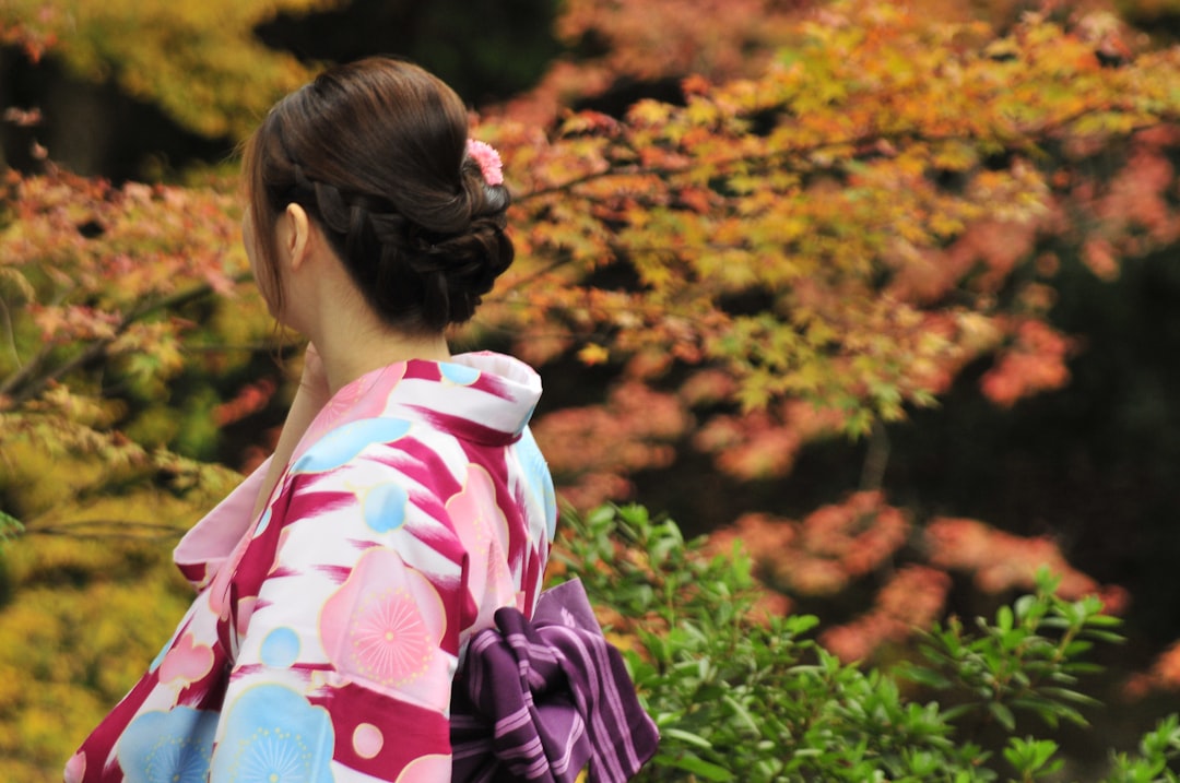 The Beauty of Furisode: Traditional Japanese Kimono